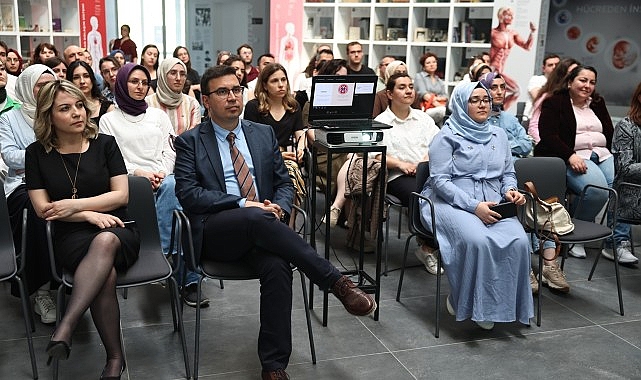 Aile hekimleri önce söyleşi yaptı, sonra tarihte yolculuğa çıktı