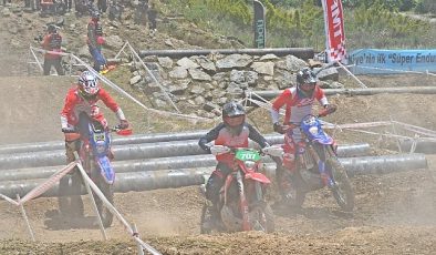 Türkiye Süper Enduro Şampiyonası'nın açılış ayağı yarışları İznik'te gerçekeşti