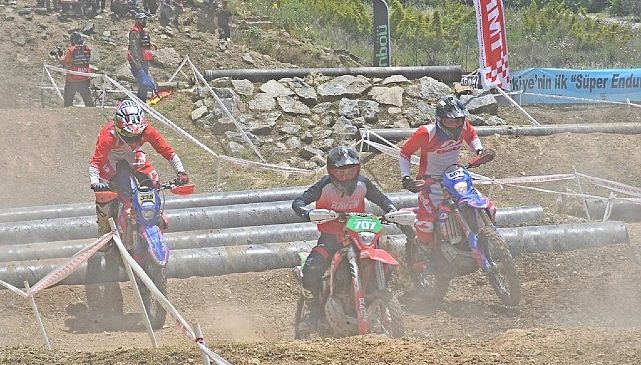 Türkiye Süper Enduro Şampiyonası'nın açılış ayağı yarışları İznik'te gerçekeşti